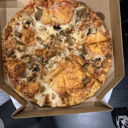 Missing cheese and sauce. Disgrace.