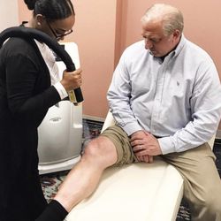 Capital Cryo - One of our clients receiving a local cryotherapy session on his knee.