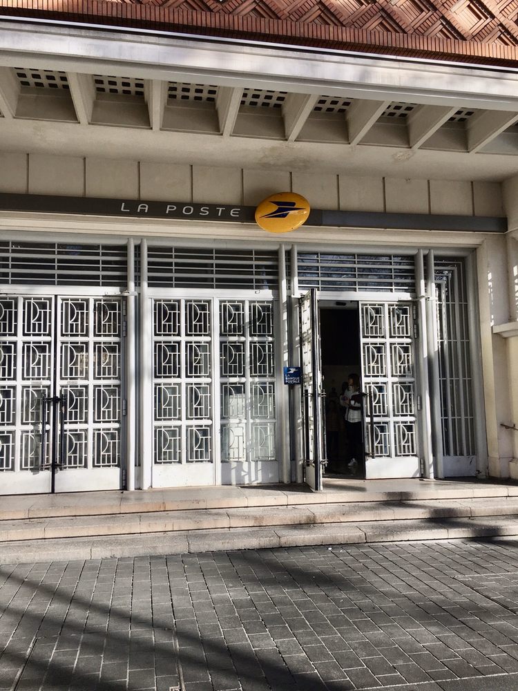 La Poste Couriers Delivery Services 9 Rue Lafayette Capitole Toulouse France Yelp
