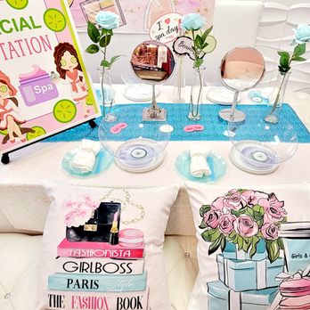 Glamour n' Glitz - Spa Glam Birthday party - Party & Event Planning Near Me - Nutley, New Jersey Glamour n' Glitz - Spa Glam Birthday party - Party & Event Planning Near Me - Nutley, New Jersey