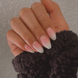 Pink/white Ombré manicure Pink/white Ombré manicure