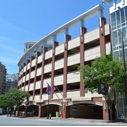 Woodmont Corner Garage