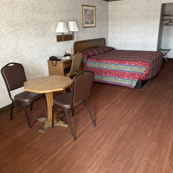 Heritage Inn - 1-King size bed - Hotels Near Me - Duncan, Oklahoma Heritage Inn - 1-King size bed - Hotels Near Me - Duncan, Oklahoma
