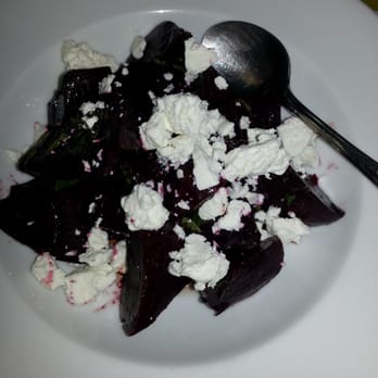 No Name Darlinghurst - Beet and goat cheese salad - Restaurants Near Me - Darlinghurst, NSW