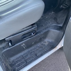 Budget Car Rental - Dirty cabin