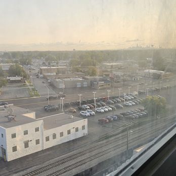 Hilton Chicago/Oak Lawn - It's not cloudy outside. That's just dirt. Inside and outside the window. - Hotels Near Me - Oak Lawn, Illinois Hilton Chicago/Oak Lawn - It's not cloudy outside. That's just dirt. Inside and outside the window. - Hotels Near Me - Oak Lawn, Illinois