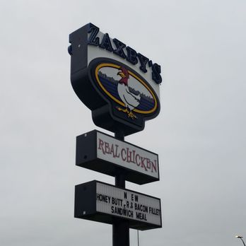 Zaxbys - Big sign visible from the freeway! - Fast Food Near Me - San Marcos, Texas