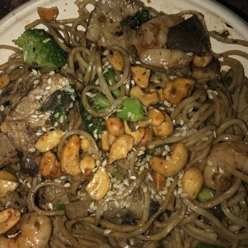 honeygrow - sesame garlic bowl with beef and shrimp - Salad Near Me - Baltimore, Maryland