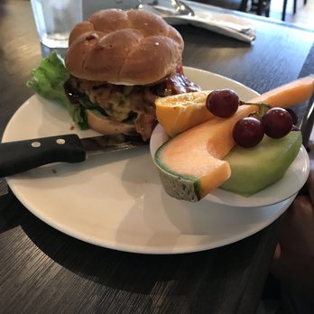 Broken Yolk Cafe - Breakfast & Brunch Near Me - Del Mar, California Broken Yolk Cafe - Breakfast & Brunch Near Me - Del Mar, California
