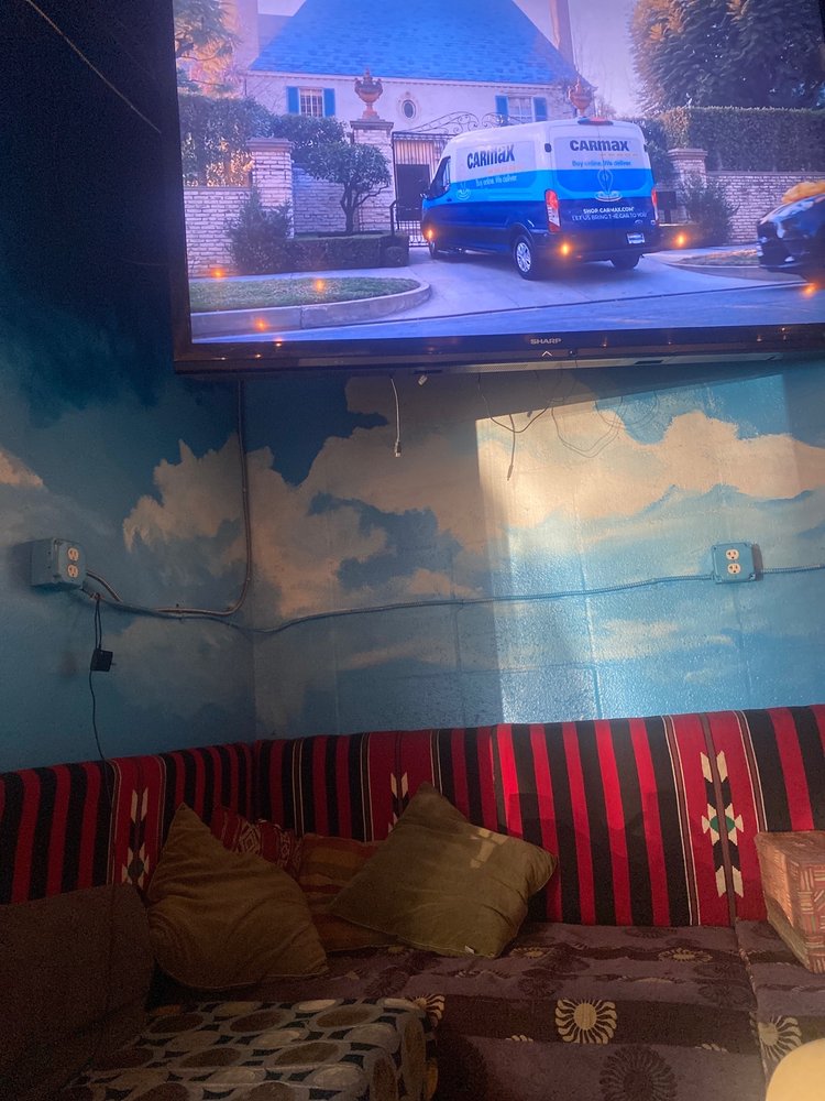 KINGS HOOKAH LOUNGE Updated September 2024 67 Photos & 50 Reviews 1806 NW Couch St