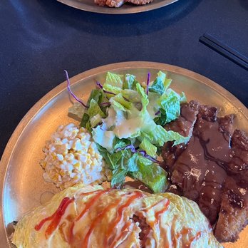 BBMyun - Tonkotsu omurice - Noodles Near Me - Duluth, Georgia