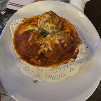 Gino's Ristorante - Meatballs.... Yum! - Pizza Near Me - Lancaster, California