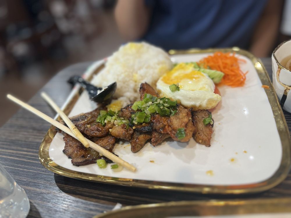 Food from Pho & Grill