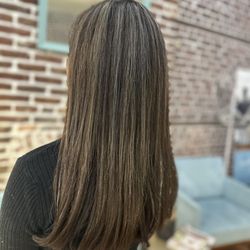 Tabula Rasa Salon - The results from my regular stylist who had to fix it