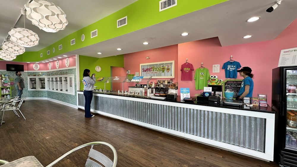 SWEETFROG PREMIUM FROZEN YOGURT Updated October 2024 25 Photos & 12