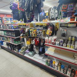 Junction Food Mart - Hardward