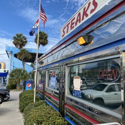 All American Diner - Restaurant Front