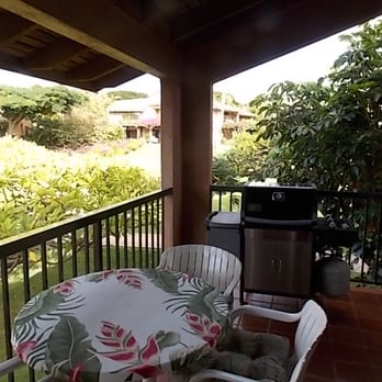 Wailea Ekahi Village - lanai with table and bbq grill unit 15 D - Resorts Near Me - Kihei, Hawaii Wailea Ekahi Village - lanai with table and bbq grill unit 15 D - Resorts Near Me - Kihei, Hawaii
