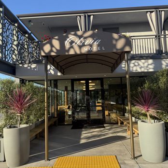 Olivia Hotel - Front Entrance - Hotels Near Me - Los Angeles, California