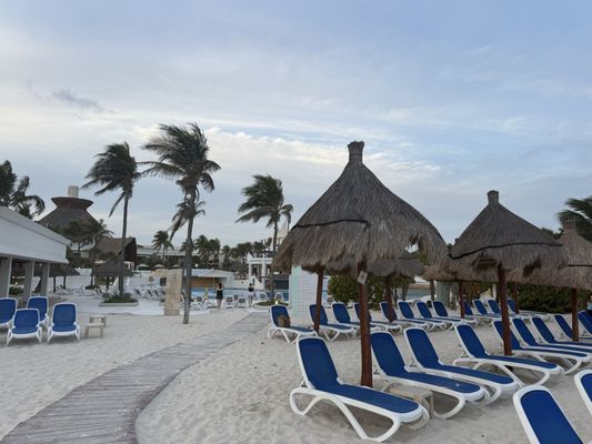 Bahia Principe Luxury Akumal by null