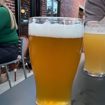 Dillon's - sam summer + fiddlehead - Bars Near Me - Boston, Massachusetts