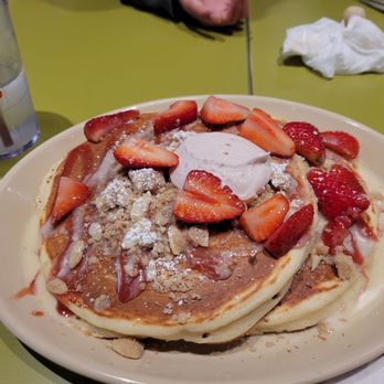 Snooze, an A.M. Eatery - Strawberry shortcake pancakes - Breakfast & Brunch Near Me - Austin, Texas