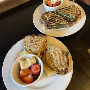 Crushcakes & Cafe - Hangover Sandwich and Fried Egg Im in Love - Bakeries Near Me - Santa Barbara, California