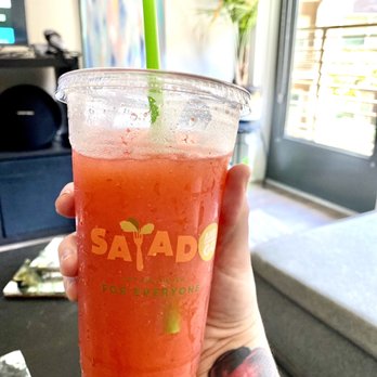 Salad and Go - Frozen strawberry lemonade - Fast Food Near Me - Dallas, Texas Salad and Go - Frozen strawberry lemonade - Fast Food Near Me - Dallas, Texas