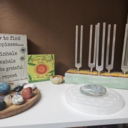 The Mended Heart - Tuning fork sessions for an energy reset.