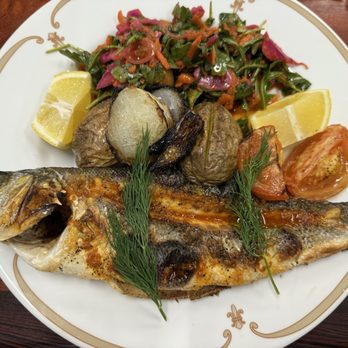 Brindis Bistro  - Sea bass - Bars Near Me - Green Valley, Arizona