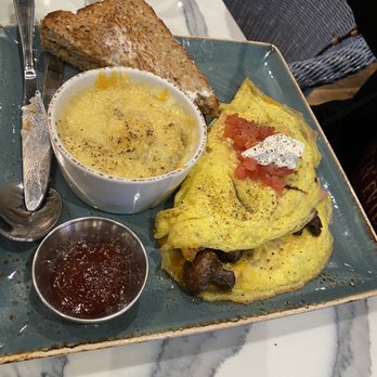 First Watch - The Works omelet with grits and sourdough toast - Breakfast & Brunch Near Me - Atlanta, Georgia