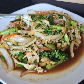 Wok Wei Asian Cuisine - Vegi mushu - Cantonese Near Me - Goodyear, Arizona