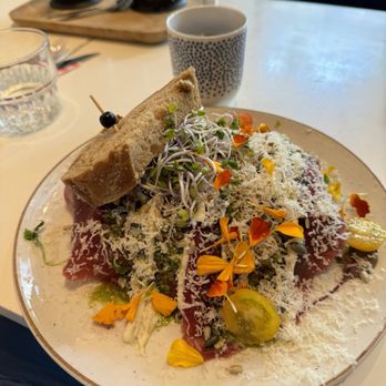 KeK Coffee & Crafts - Beef carpaccio sandwich - Coffee & Tea Near Me - Delft, ZH KeK Coffee & Crafts - Beef carpaccio sandwich - Coffee & Tea Near Me - Delft, ZH