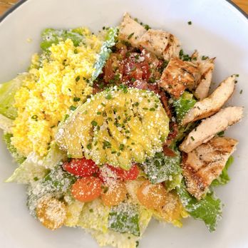Sonoma Valley Farmhouse  - Cobb salad - American Near Me - Sonoma, California