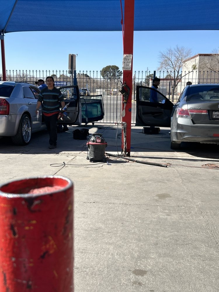 MUNDO’S AUTO GLASS Updated September 2024 8003 Alameda Ave, El Paso