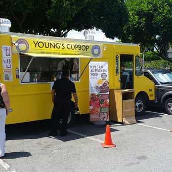 Yellow Kitchen - Food Trucks Near Me - Waipahu, Hawaii