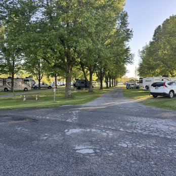 Fort Chiswell RV Park - Multiple pull through sites - RV Parks Near Me - Max Meadows, Virginia Fort Chiswell RV Park - Multiple pull through sites - RV Parks Near Me - Max Meadows, Virginia