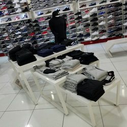 Shoe Palace