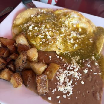 George's Cafe - Huevos ranchero with green salsa - Breakfast & Brunch Near Me - West Covina, California