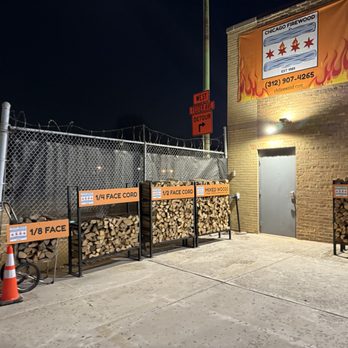Chicago Firewood - Lot's of size options - Firewood Near Me - Chicago, Illinois