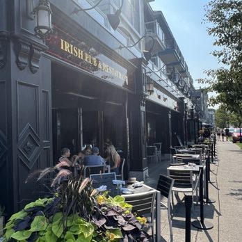 Paddy's Irish Pub & Restaurant - Patio side - Gastropubs Near Me - Bar Harbor, Maine Paddy's Irish Pub & Restaurant - Patio side - Gastropubs Near Me - Bar Harbor, Maine
