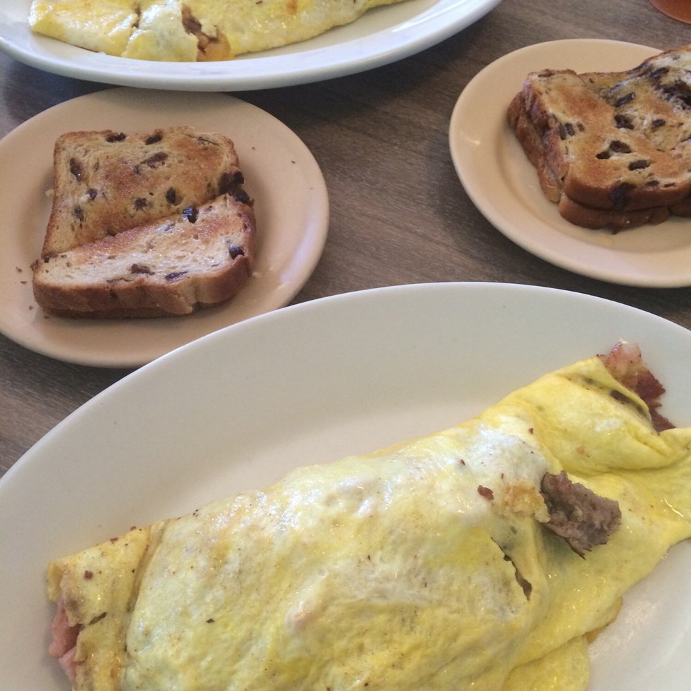 Aunt Betty's Restaurant - Omelettes and raisin toast. - New American Near Me - Pinckney, Michigan