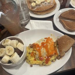 This the pic I got we had already started eating. This the pic I got we had already started eating.