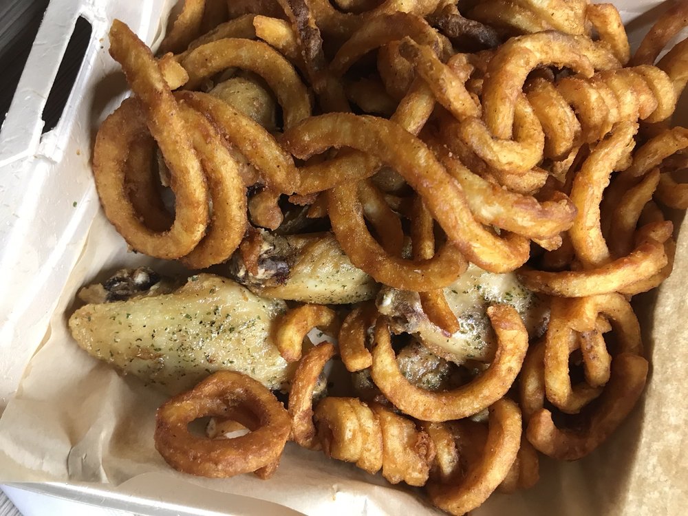 IT’S JUST WINGS Updated May 2024 1237 Sage Dr, Cedar City, Utah