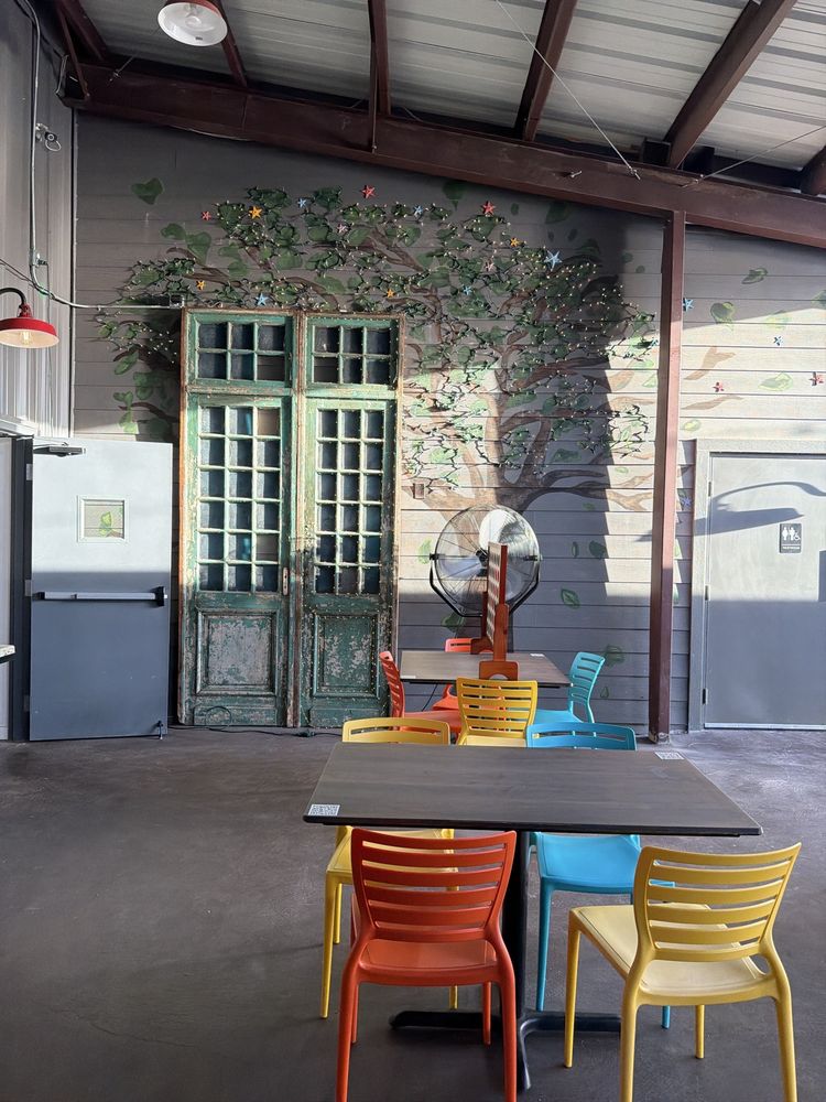 Dulce Nina outdoor patio seating