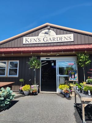 Ken's Gardens, 2467 Old Philadelphia Pike, Lancaster, PA 17602, US