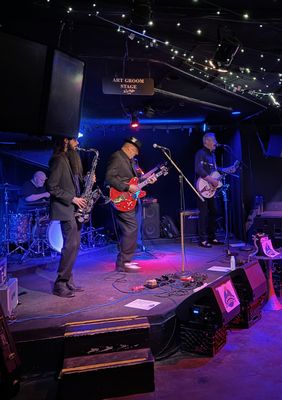 The Sand Dollar Lounge by null