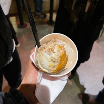Salt & Straw - Ice Cream & Frozen Yogurt Near Me - Seattle, Washington