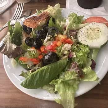 Lillo's Tuscan Grille - Decent salad. Didn't finish it. - Italian Near Me - Gulf Breeze, Florida