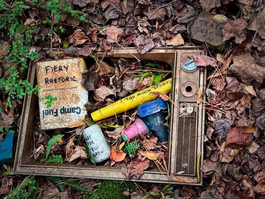 Doll's Head Trail by null